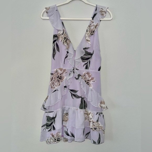 Tobi Lavendar Floral Ruffle Mini Dress Size Medium - Picture 3 of 9